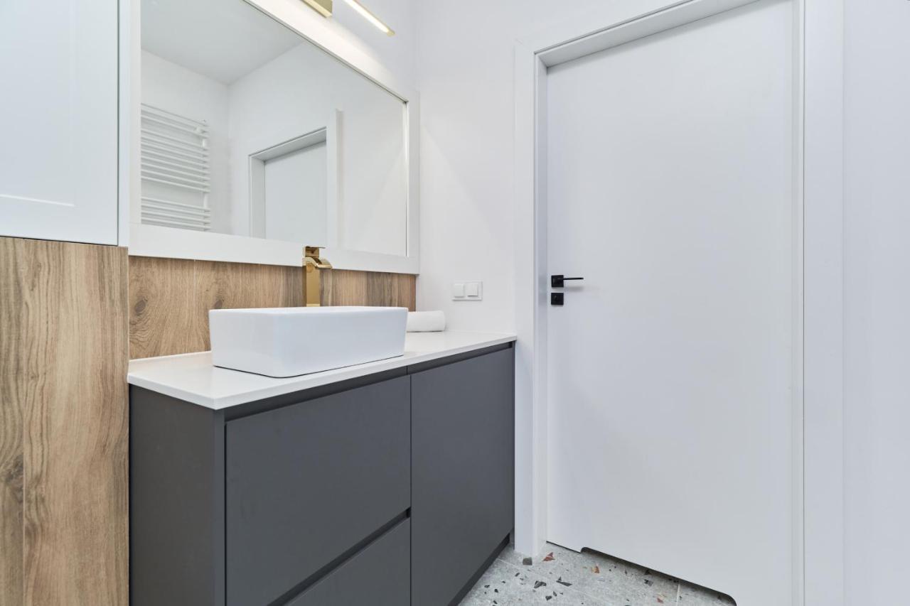Luxurious Apartments Ksiecia Witolda By Noclegi Renters Вроцлав Екстер'єр фото