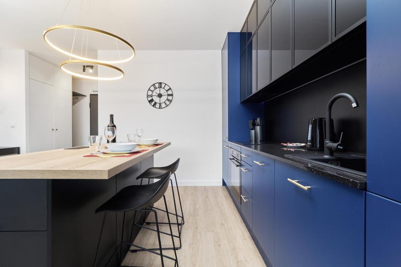 Luxurious Apartments Ksiecia Witolda By Noclegi Renters Вроцлав Екстер'єр фото